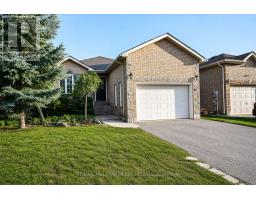 15 QUINLAN ROAD, Barrie, Ontario