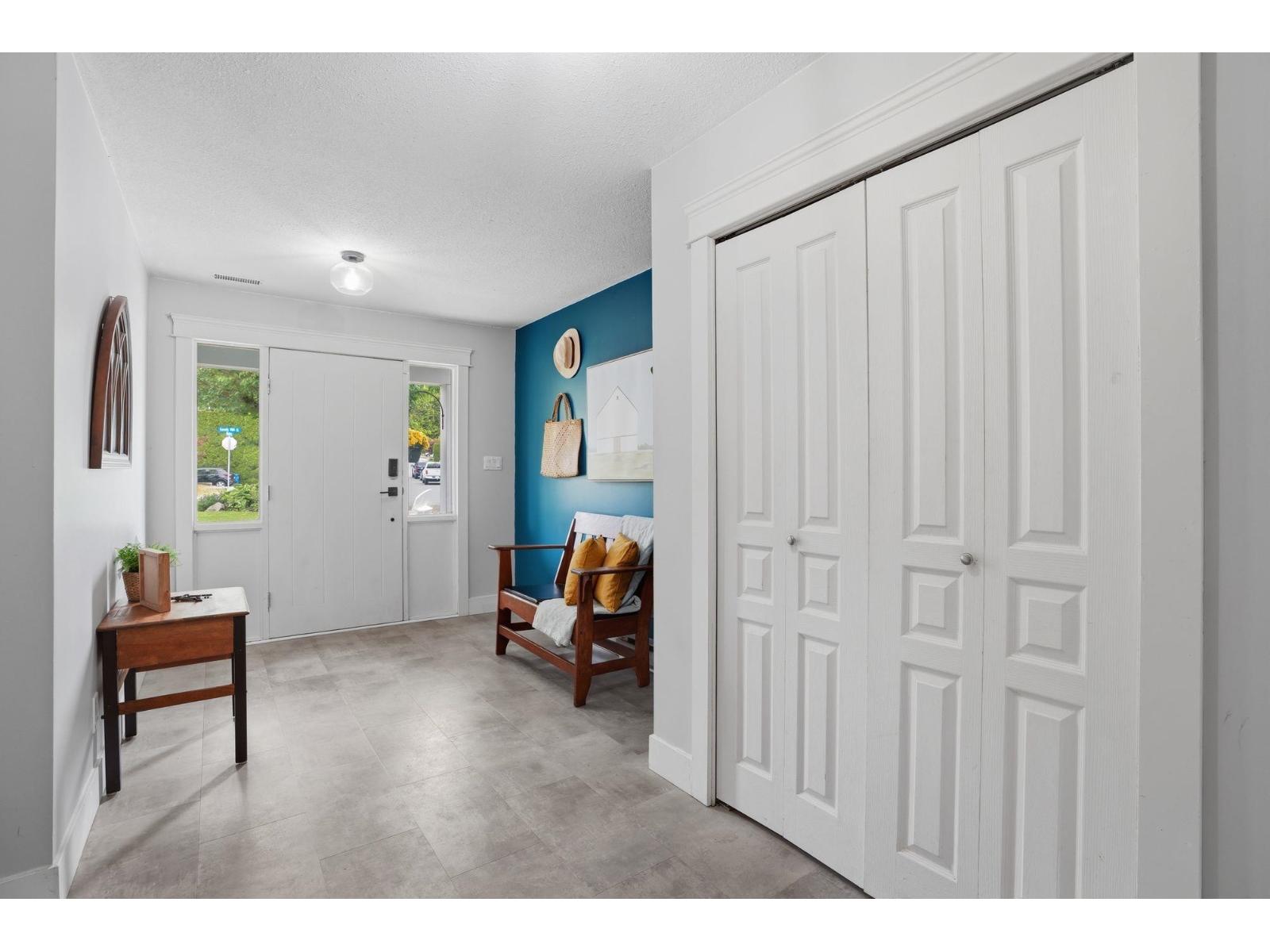 3793 Sandy Hill Road, Abbotsford, British Columbia  V3G 1H9 - Photo 4 - R3131496