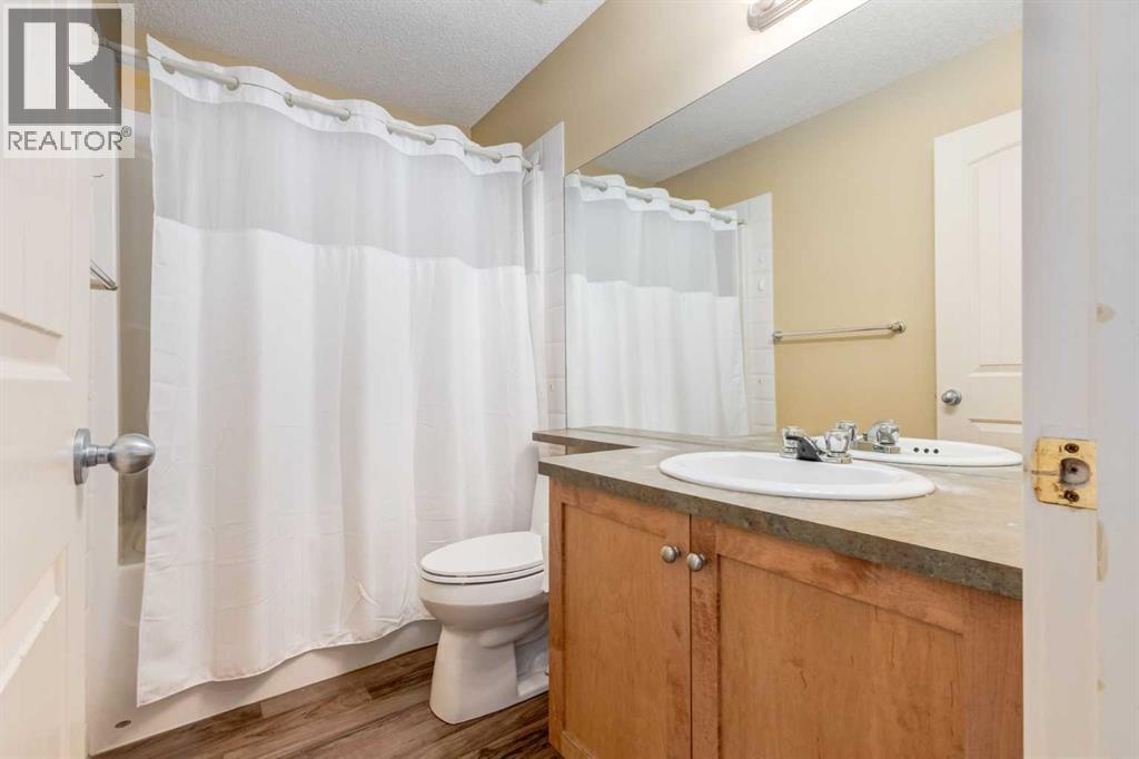 664 Luxstone Landing Sw, Airdrie, Alberta  T4B 3L2 - Photo 27 - A2315122