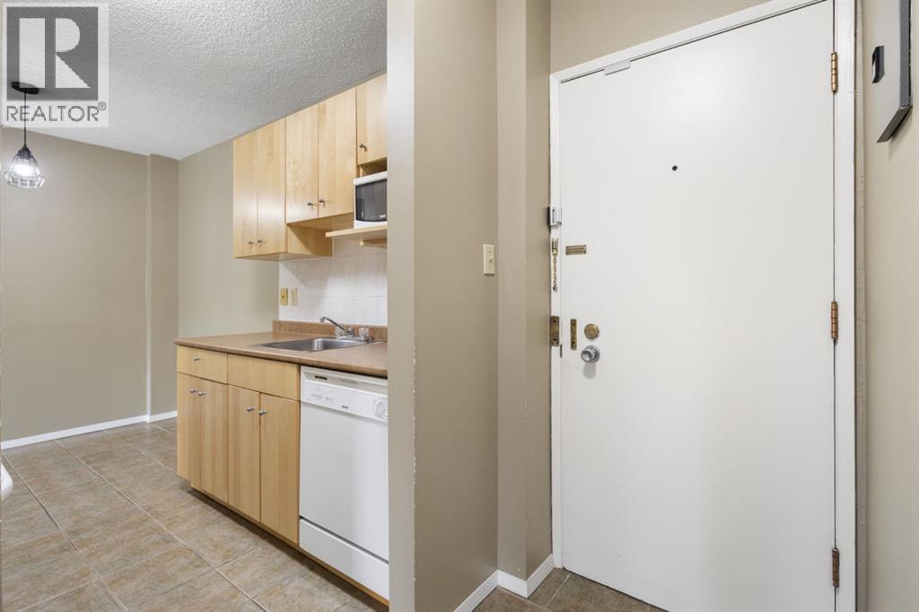 307, 635 56 Avenue SW, Calgary, Alberta  T2V 0G9 - Photo 3 - A2318213
