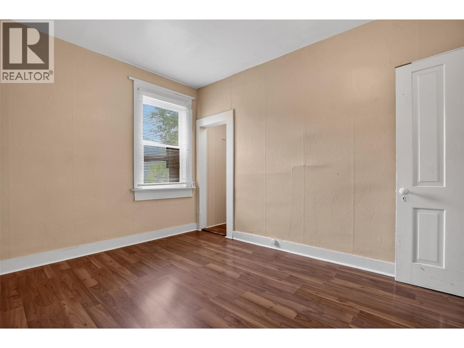 404 Houston Street, Nelson, British Columbia  V1L 5H5 - Photo 31 - 10390351