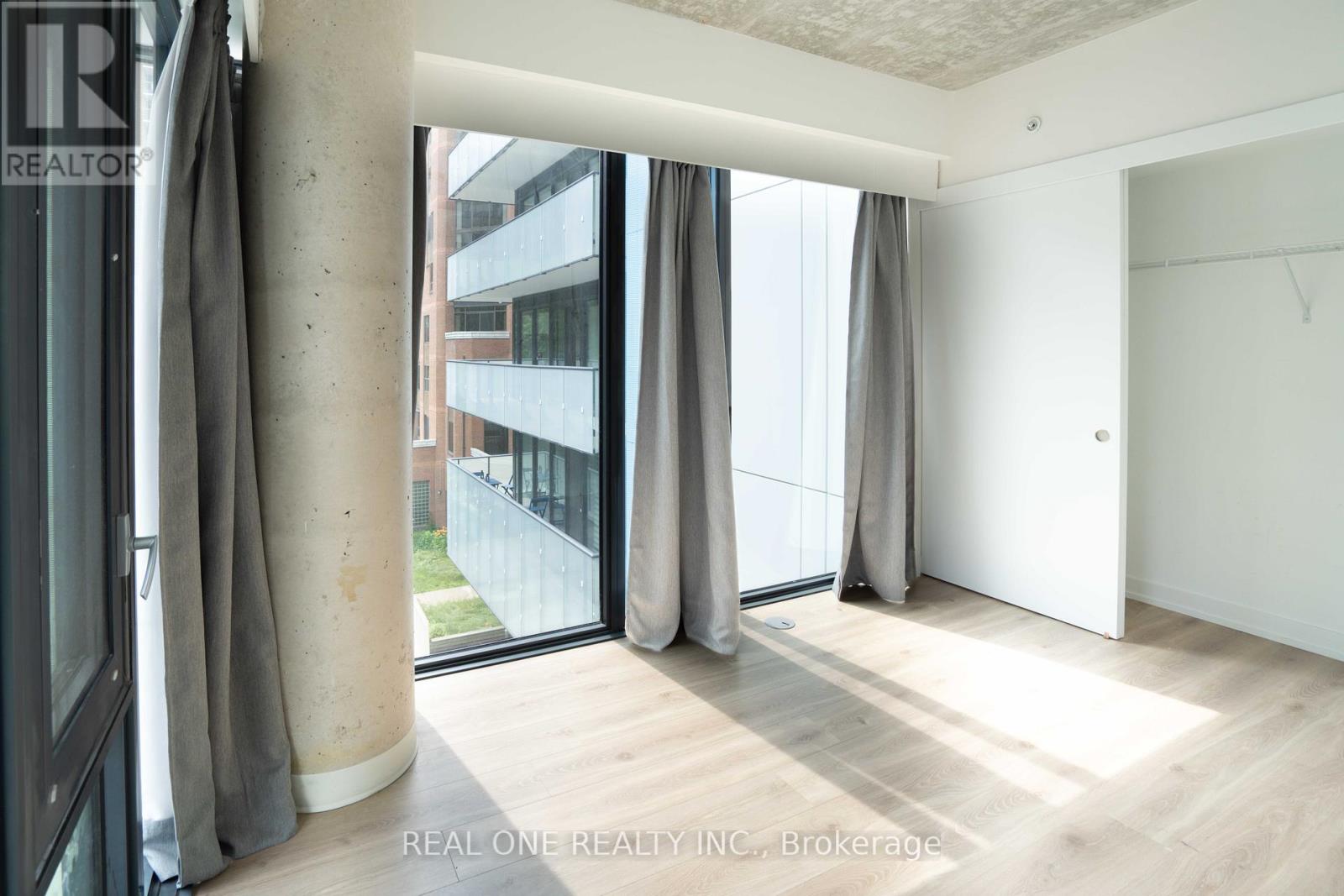 318 - 161 Roehampton Avenue, Toronto, Ontario  M4P 1P9 - Photo 9 - C13411060