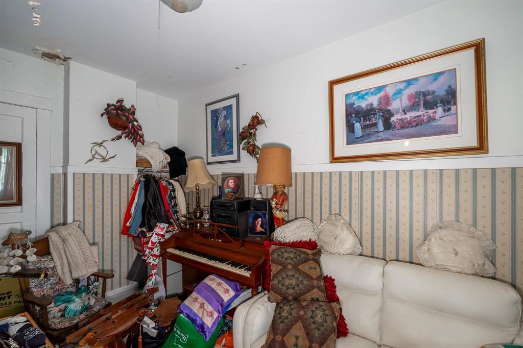 455 Des Meurons Street, Winnipeg, Manitoba  R2H 2P3 - Photo 17 - 202612884