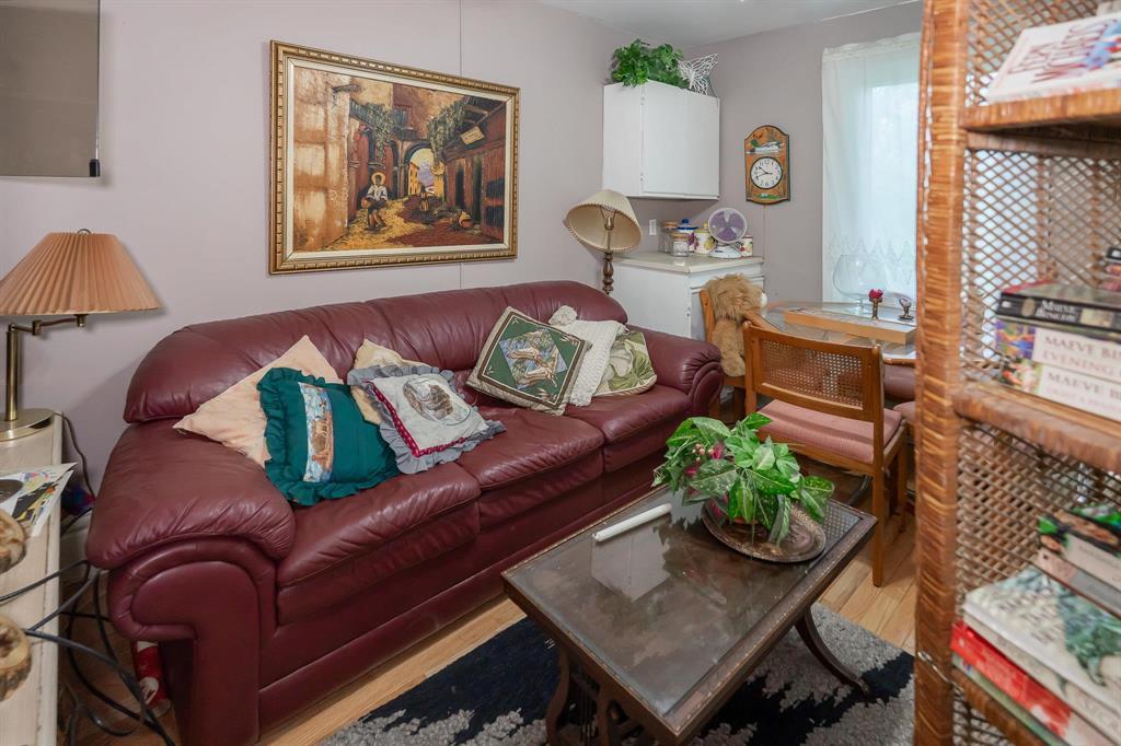455 Des Meurons Street, Winnipeg, Manitoba  R2H 2P3 - Photo 25 - 202612884