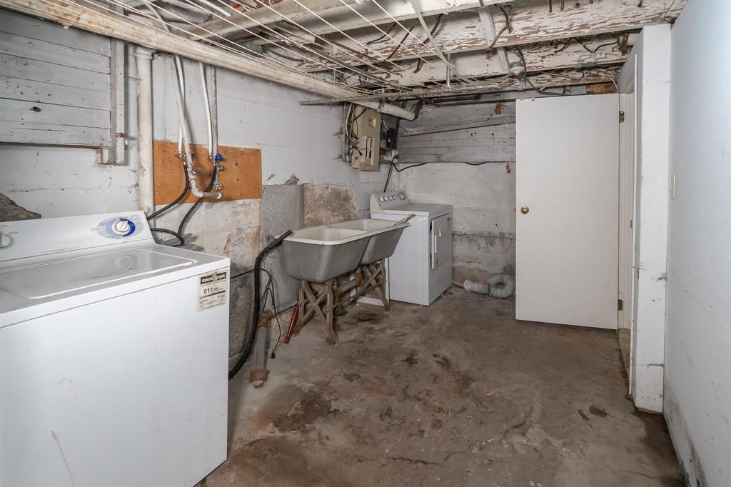 455 Des Meurons Street, Winnipeg, Manitoba  R2H 2P3 - Photo 39 - 202612884