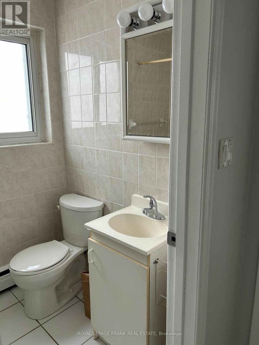 4 - 180 Nipigon Street, Oshawa, Ontario  L1J 4N5 - Photo 6 - E13411366