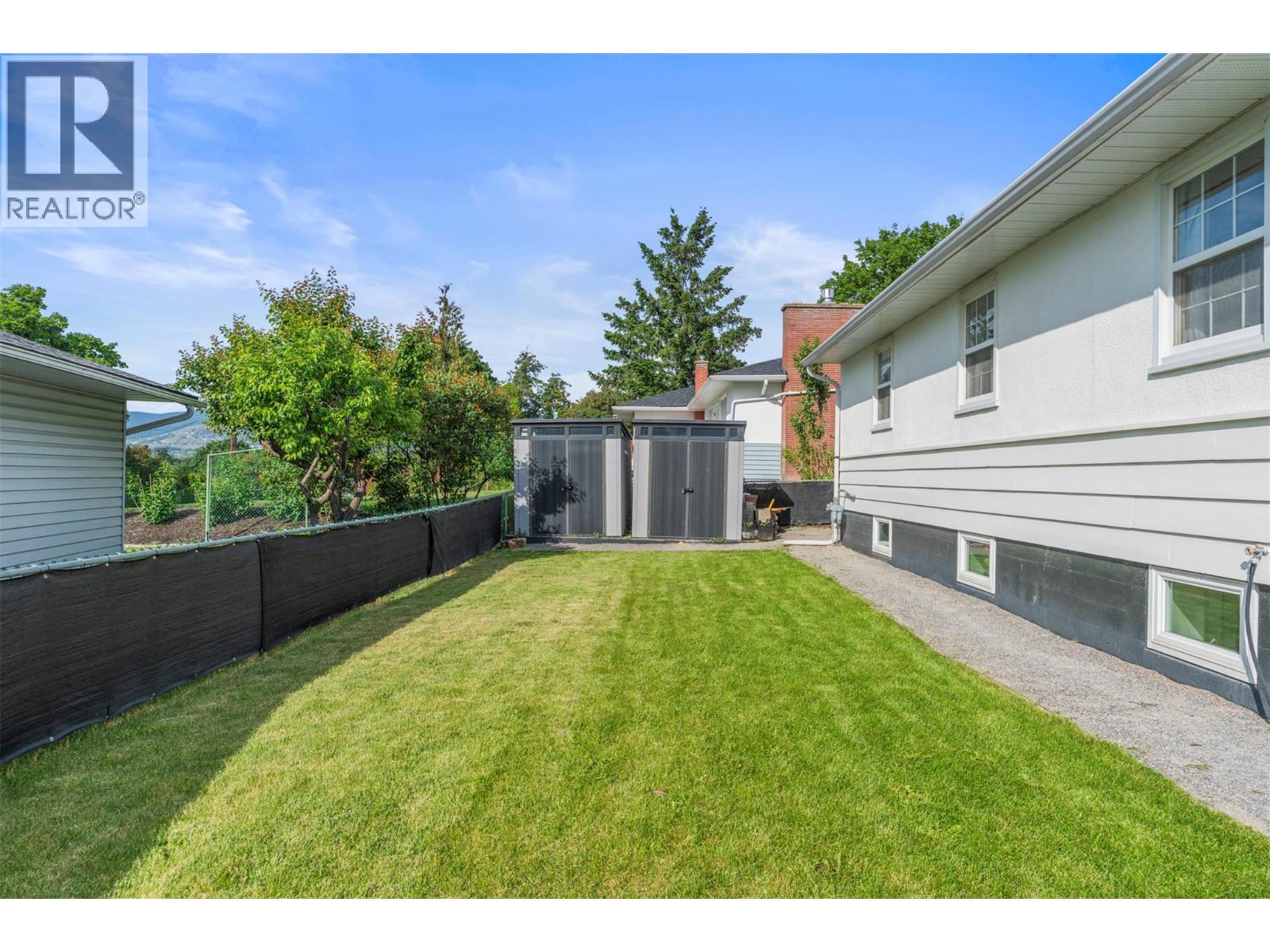 2005 28 Crescent, Vernon, British Columbia  V1T 1V1 - Photo 38 - 10389274