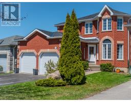 22 GRACE CRESCENT, Barrie, Ontario