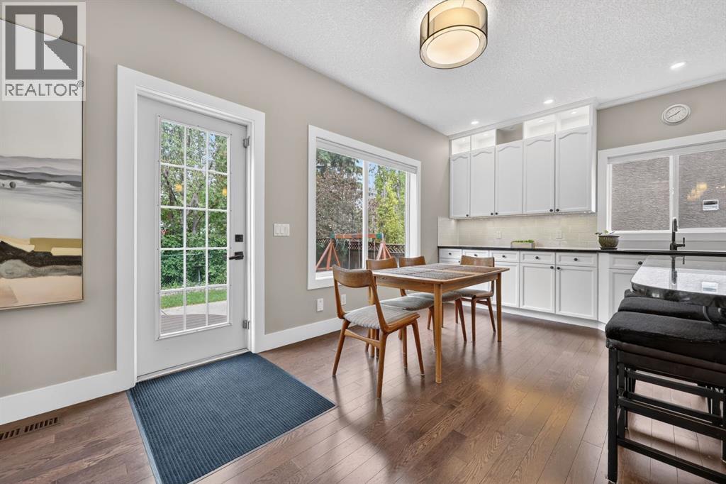 46 Simcrest Manor SW, Calgary, Alberta  T3H 4K2 - Photo 12 - A2318614
