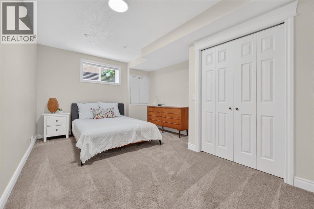 46 Simcrest Manor SW, Calgary, Alberta  T3H 4K2 - Photo 41 - A2318614