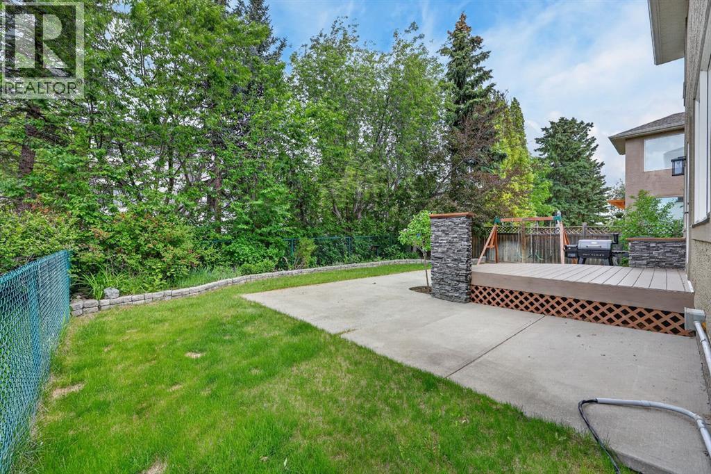 46 Simcrest Manor SW, Calgary, Alberta  T3H 4K2 - Photo 49 - A2318614