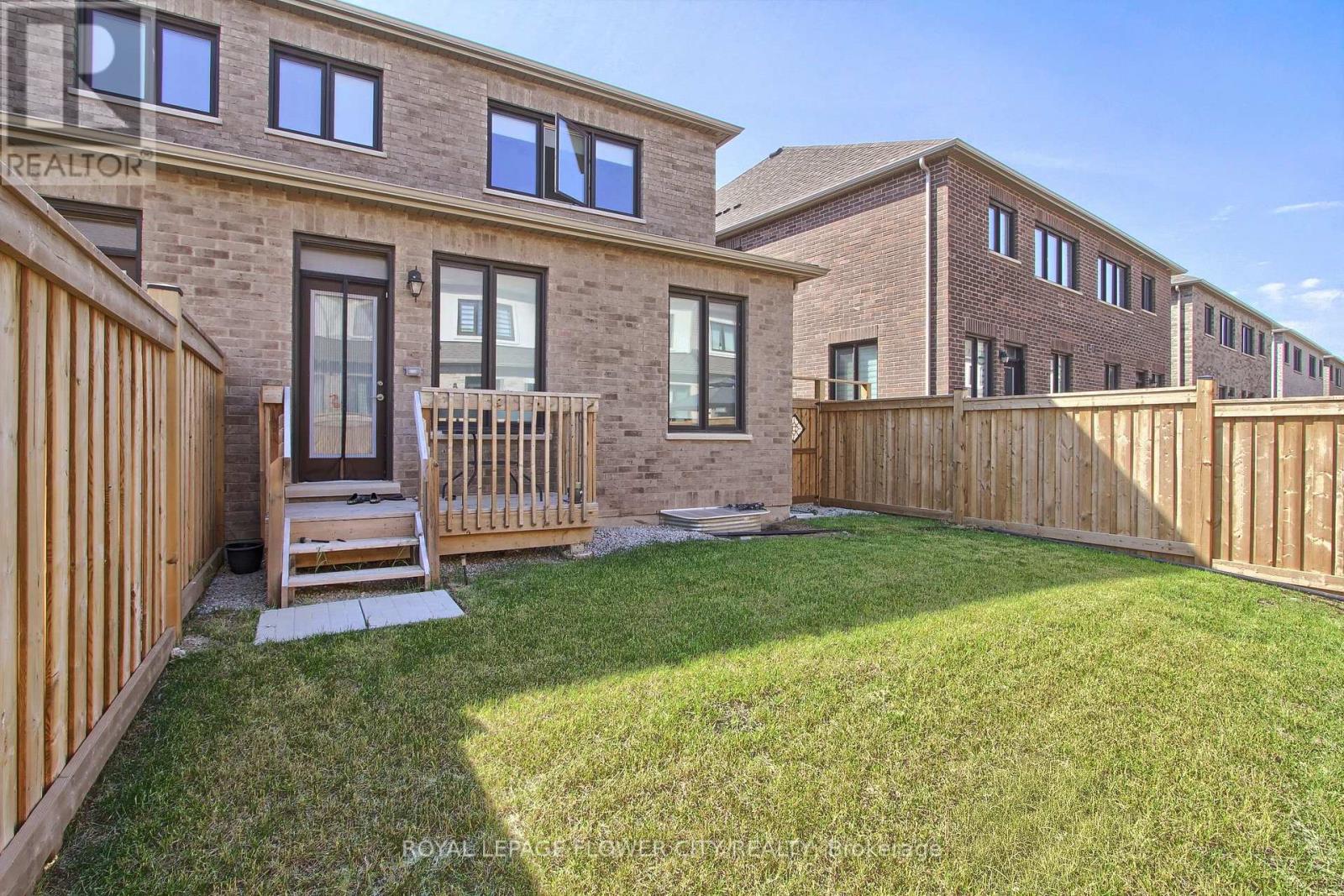 453 Bergamot Avenue, Milton, Ontario  L9E 1T9 - Photo 18 - W13231540