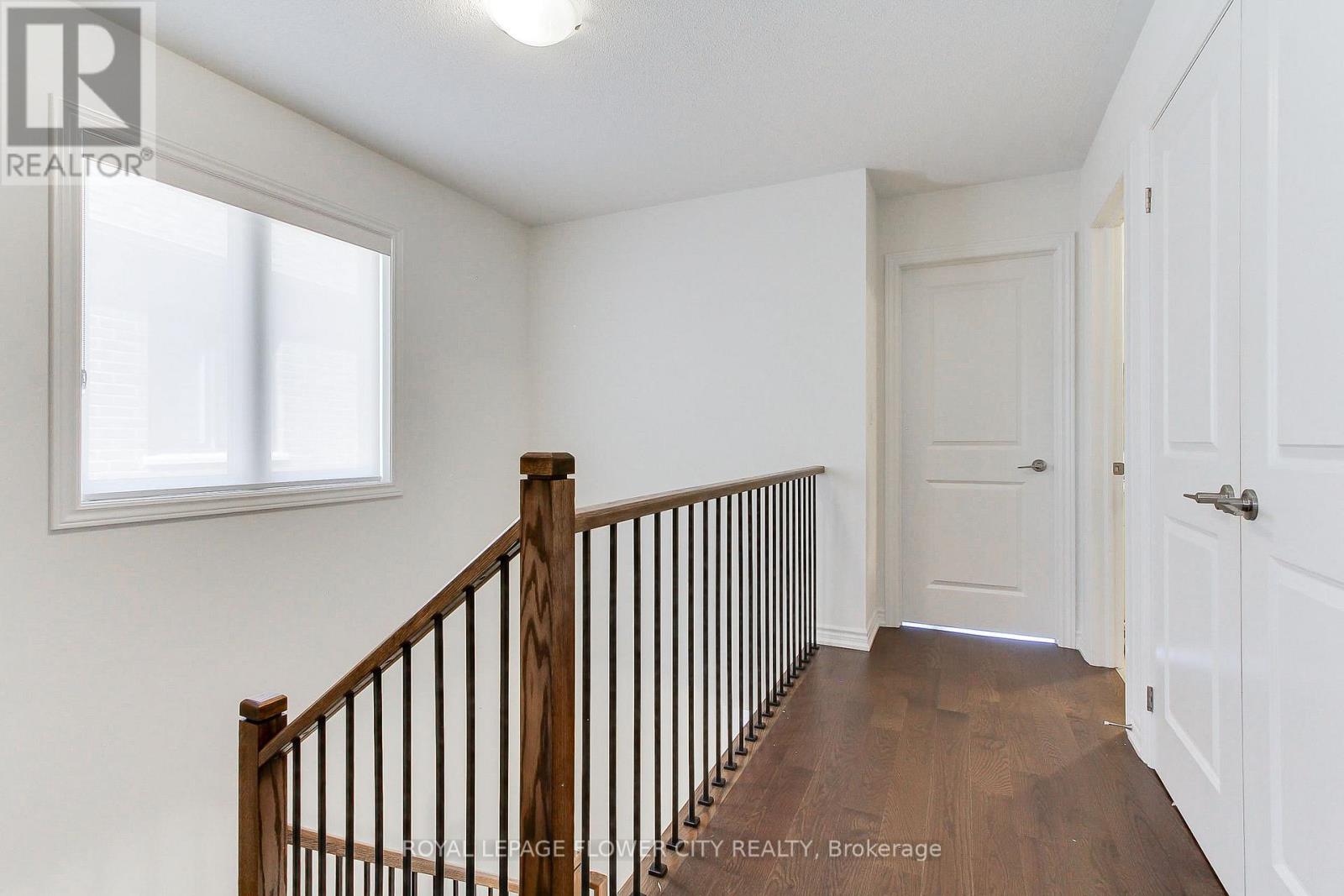 453 Bergamot Avenue, Milton, Ontario  L9E 1T9 - Photo 9 - W13231540