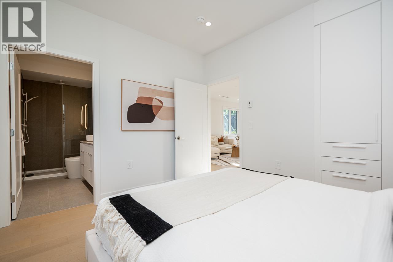 2877 Cambridge Street, Vancouver, British Columbia  V5J 3Z1 - Photo 18 - R3133017