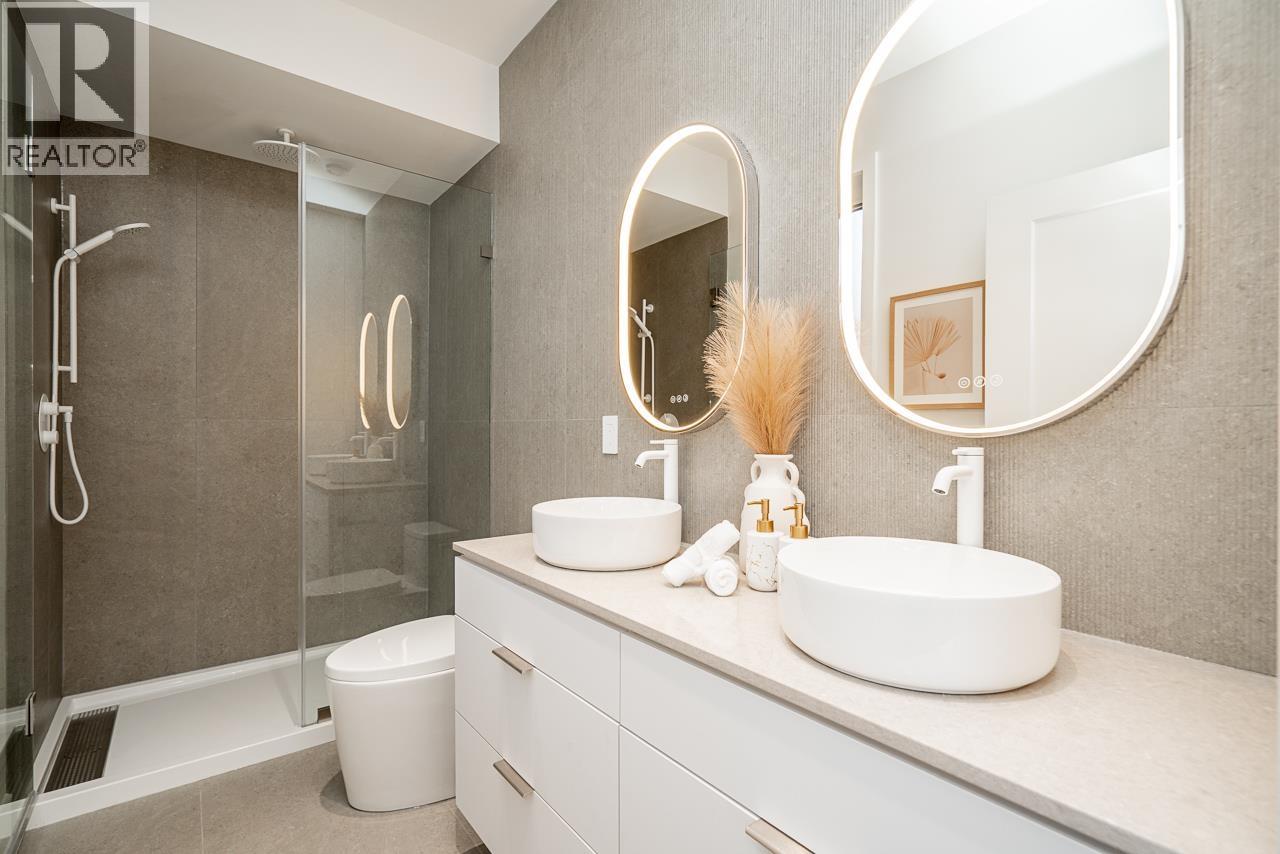 2877 Cambridge Street, Vancouver, British Columbia  V5J 3Z1 - Photo 19 - R3133017