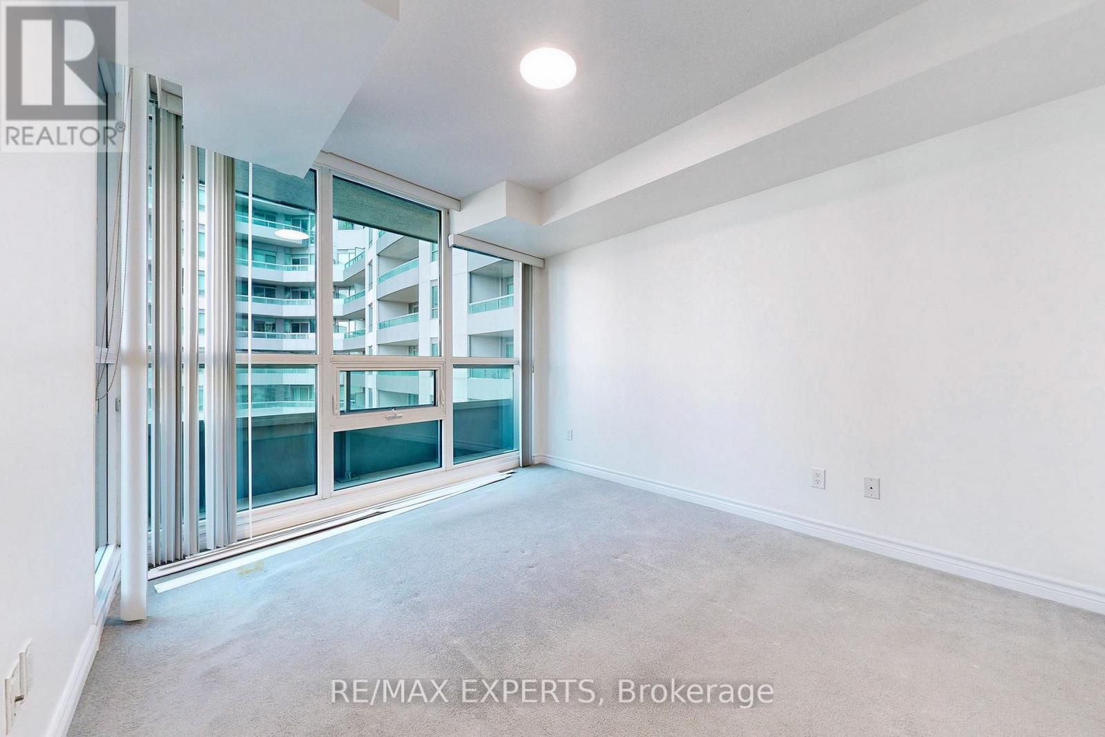1012 - 19 Grand Trunk Crescent, Toronto, Ontario  M5J 3A3 - Photo 15 - C13411344