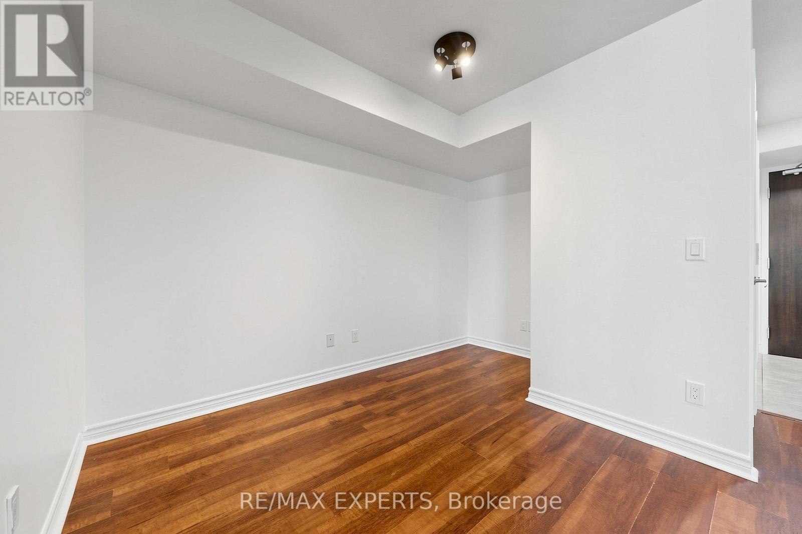 1012 - 19 Grand Trunk Crescent, Toronto, Ontario  M5J 3A3 - Photo 17 - C13411344