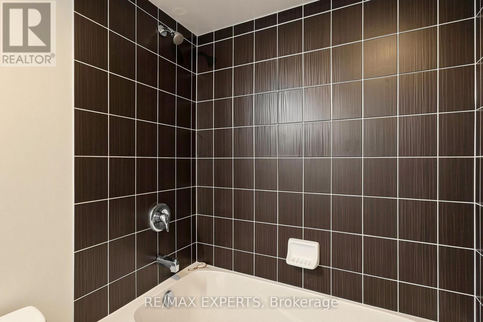 1012 - 19 Grand Trunk Crescent, Toronto, Ontario  M5J 3A3 - Photo 23 - C13411344