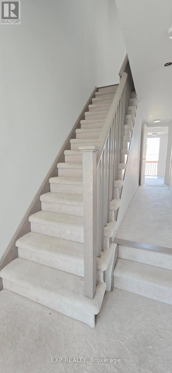 1 Pegler Street, Ajax, Ontario  L1S 7M3 - Photo 6 - E13411298