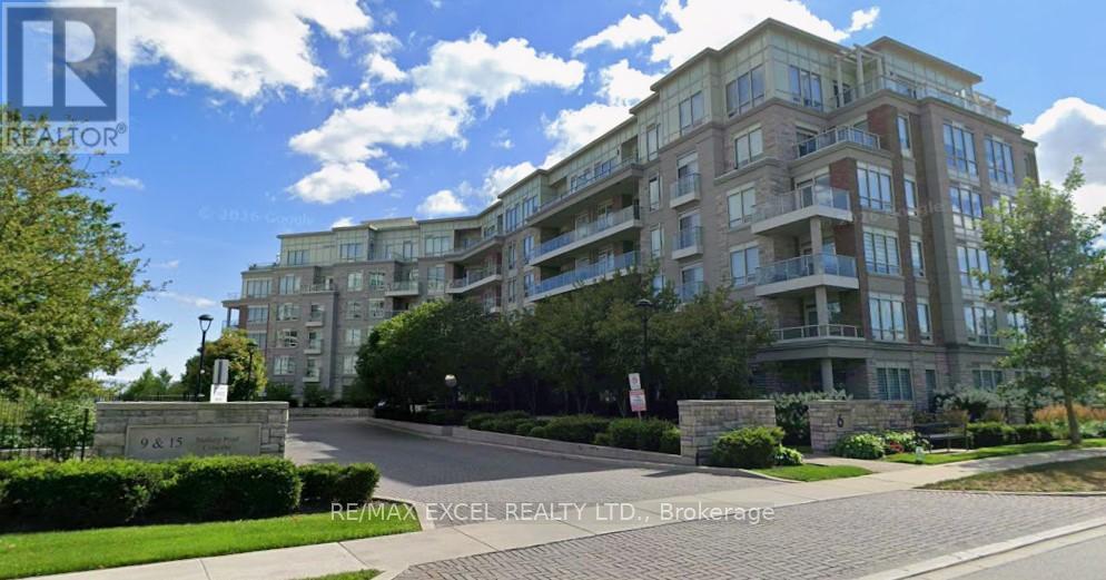 616 - 9 STOLLERY POND CRESCENT, Markham, Ontario