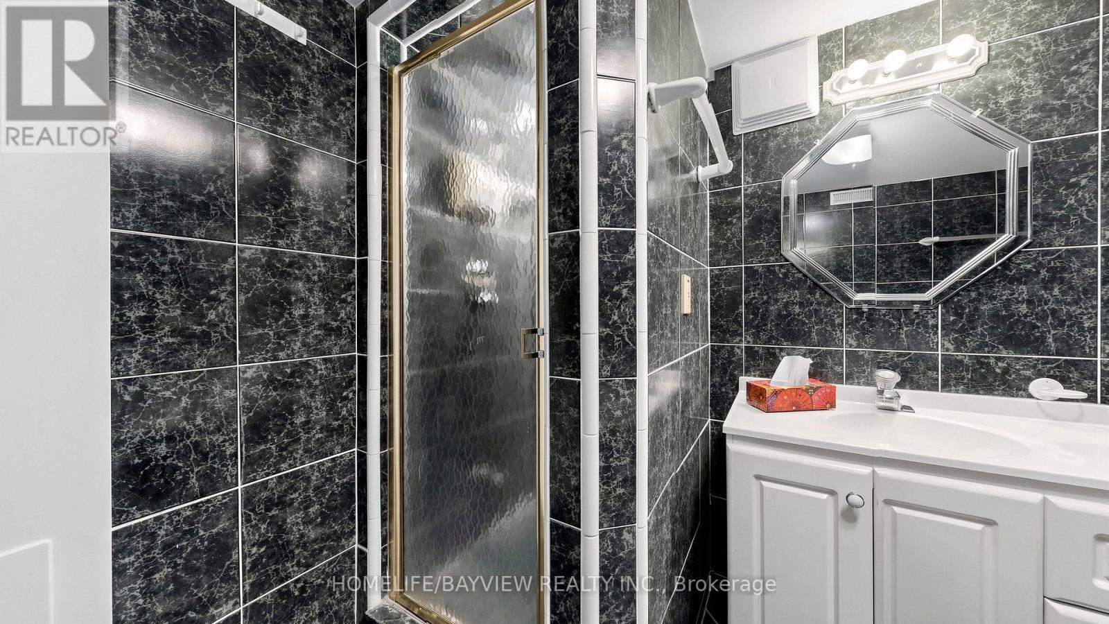 Basement Unit - 123 Kersey Crescent, Richmond Hill, Ontario  L4C 5X4 - Photo 20 - N13411340