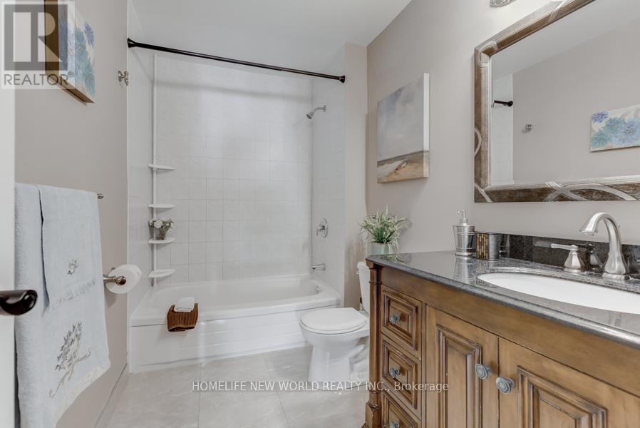 1207 Verhoeven Court, Mississauga, Ontario  L5C 1N5 - Photo 9 - W13411296