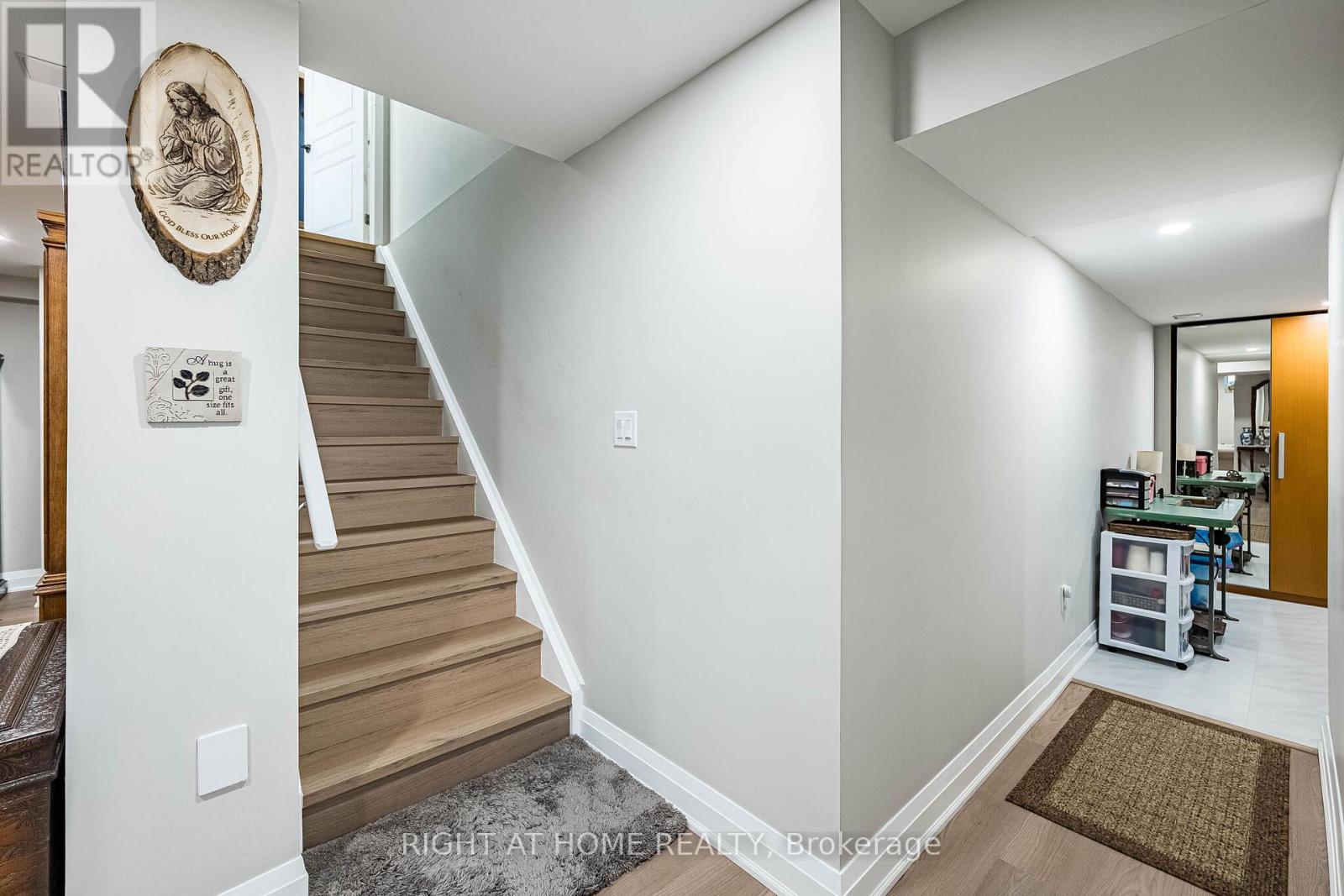 985 Seivert Place, Milton, Ontario  L9T 7T3 - Photo 38 - W13411304
