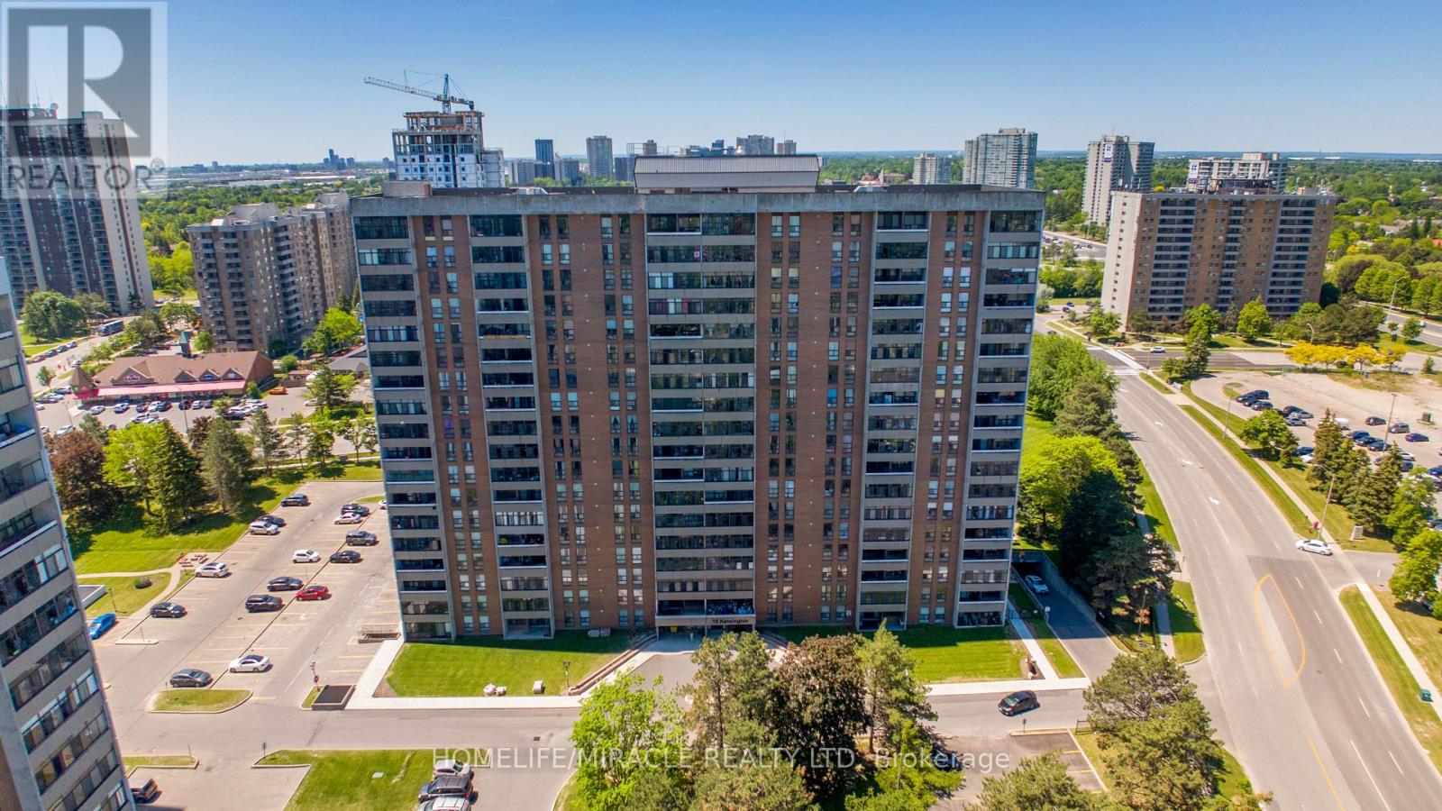 907 - 15 KENSINGTON ROAD, Brampton, Ontario