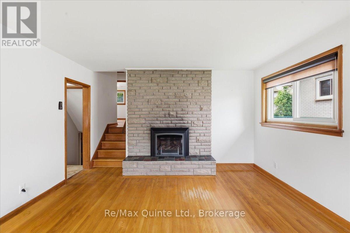 18 Plaza Square, Belleville, Ontario  K8N 4J3 - Photo 18 - X13411392