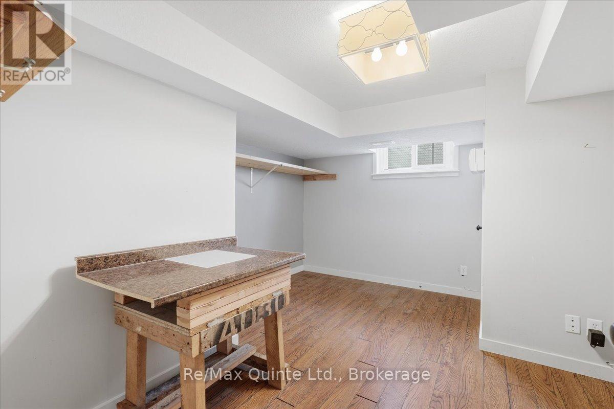 18 Plaza Square, Belleville, Ontario  K8N 4J3 - Photo 30 - X13411392