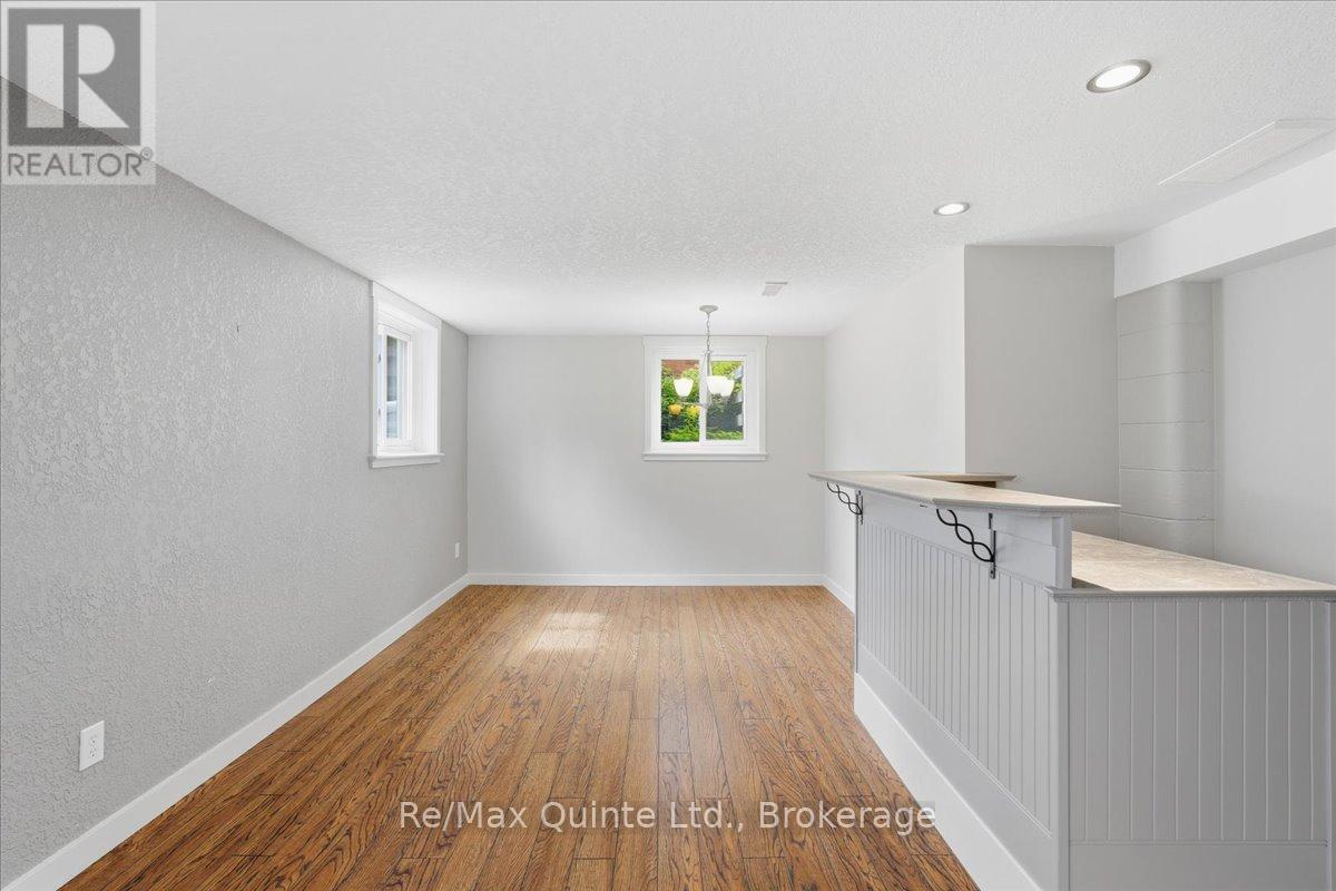 18 Plaza Square, Belleville, Ontario  K8N 4J3 - Photo 34 - X13411392