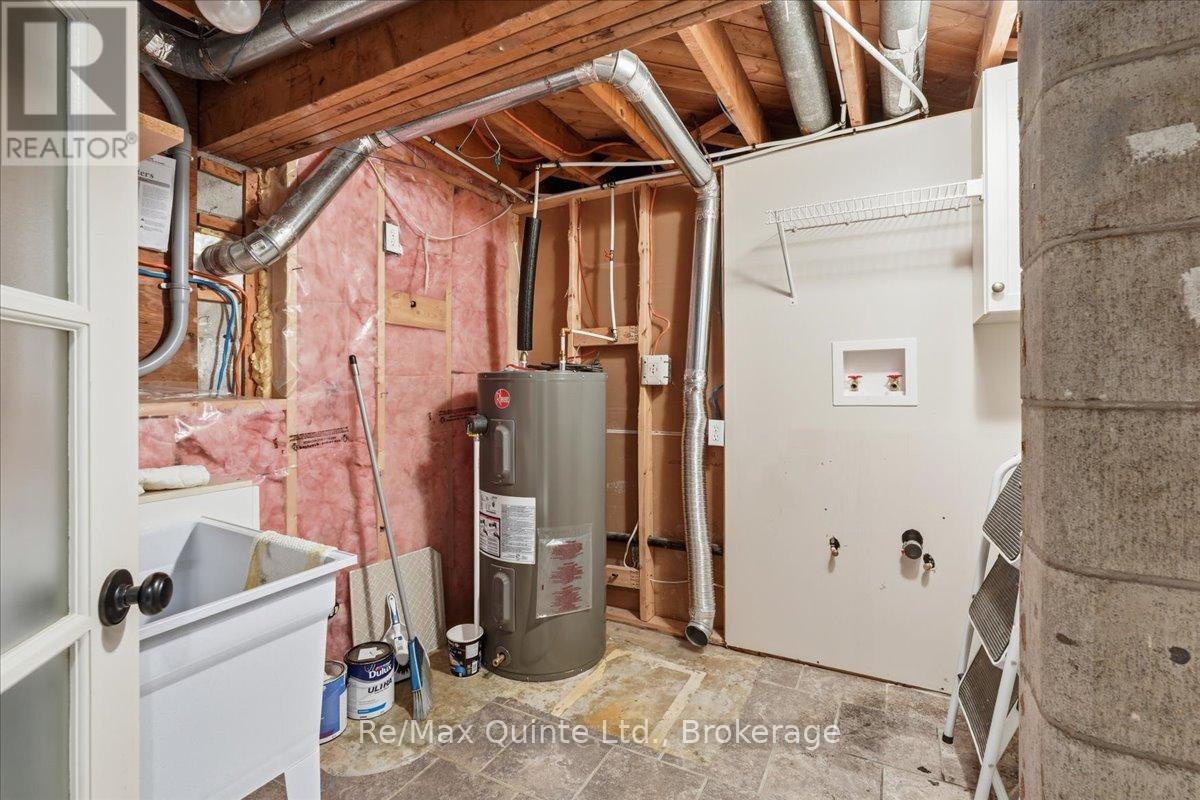 18 Plaza Square, Belleville, Ontario  K8N 4J3 - Photo 37 - X13411392