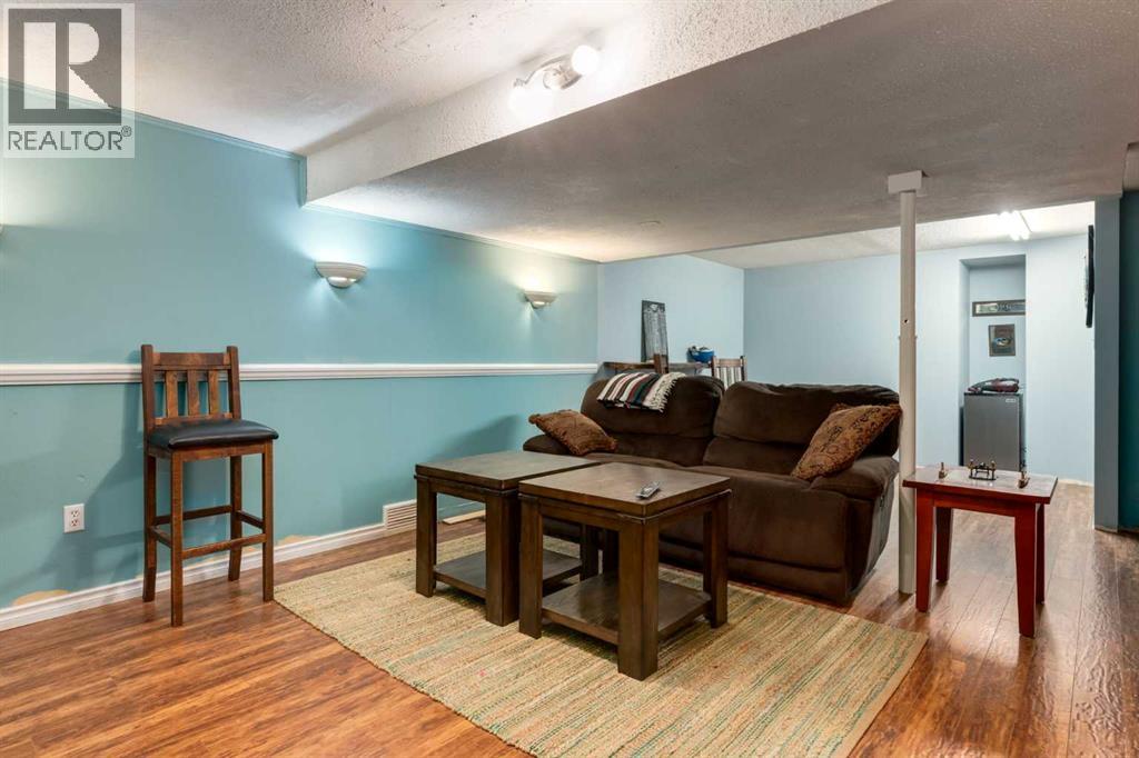 220 Oakridge Place SW, Calgary, Alberta  T2V 1V2 - Photo 26 - A2289948