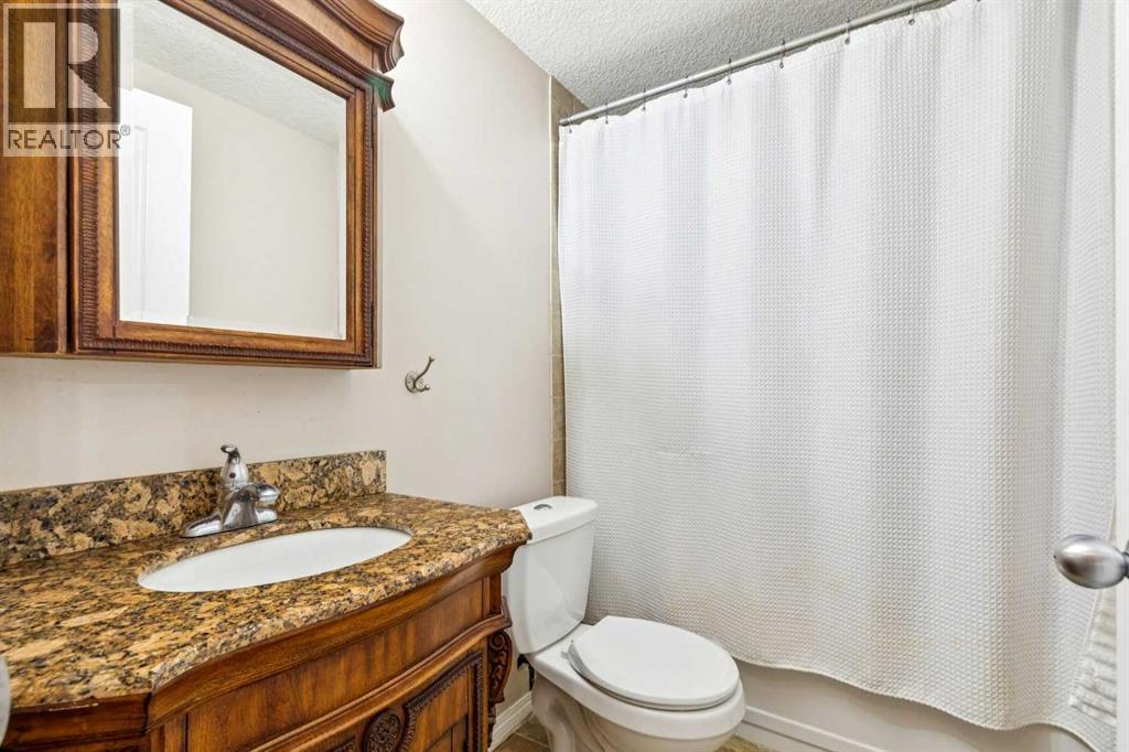 1807 New Brighton Drive SE, Calgary, Alberta  T2Z 0J7 - Photo 32 - A2317460