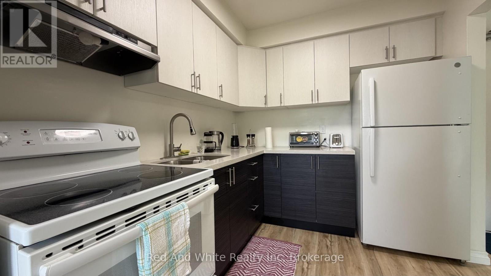 206 Indian Road, Kitchener, Ontario N2B 2S9 - Photo 18 - X13411382