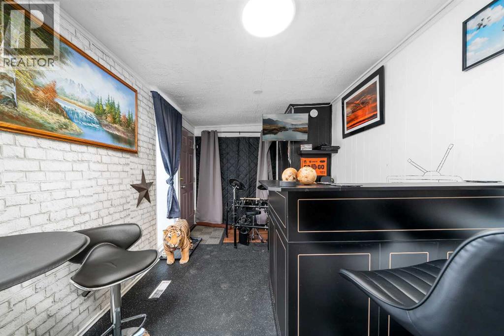 245 Fleet Street Sw, Medicine Hat, Alberta  T1A 7Z4 - Photo 6 - A2318687