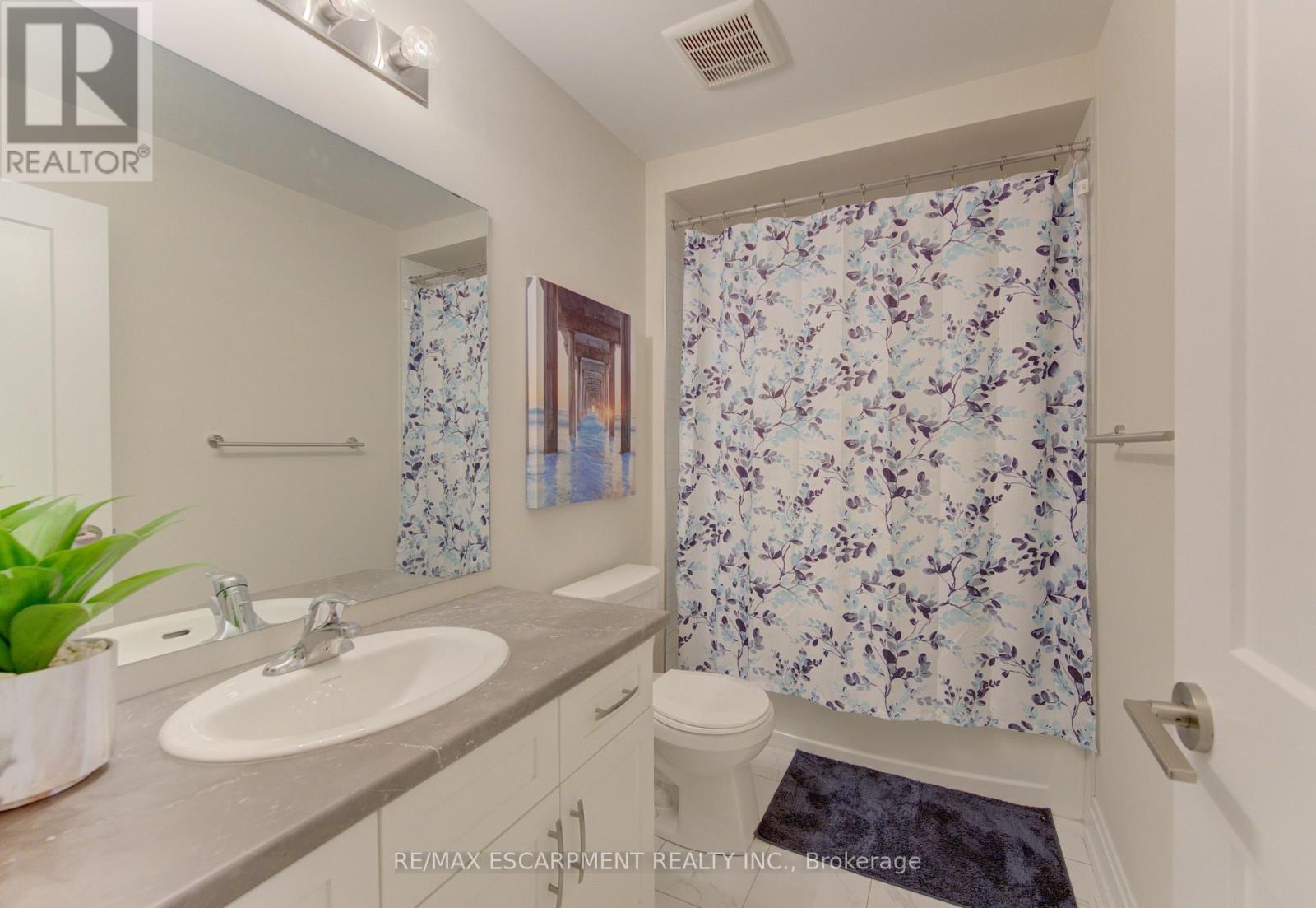 37 Great Falls Boulevard, Hamilton, Ontario  L8B 1X8 - Photo 24 - X13411398