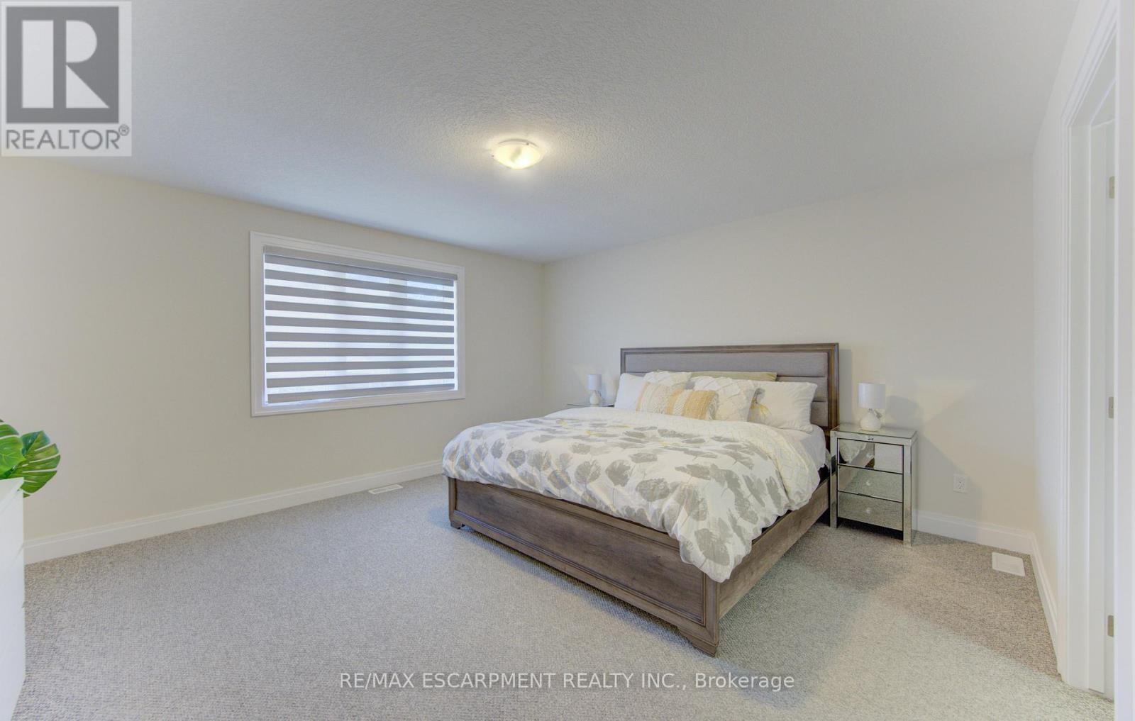 37 Great Falls Boulevard, Hamilton, Ontario  L8B 1X8 - Photo 26 - X13411398