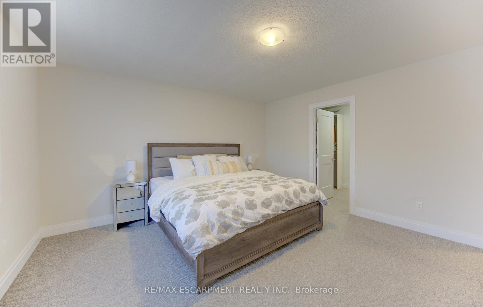 37 Great Falls Boulevard, Hamilton, Ontario  L8B 1X8 - Photo 27 - X13411398