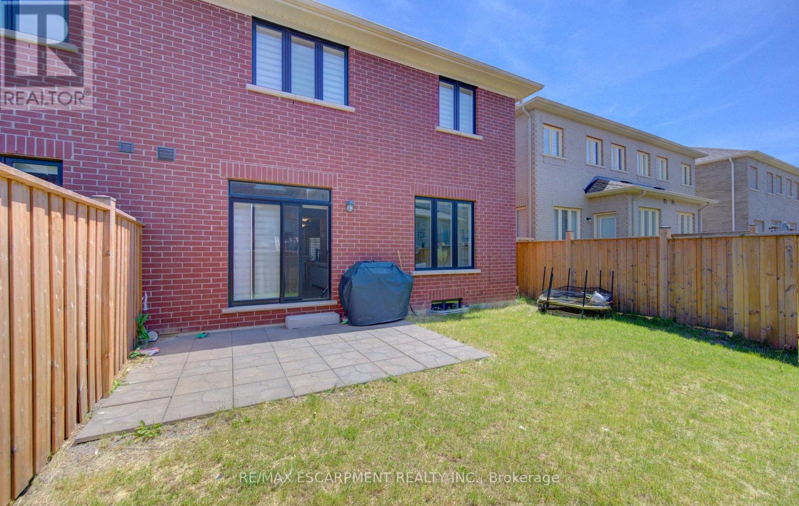 37 Great Falls Boulevard, Hamilton, Ontario  L8B 1X8 - Photo 41 - X13411398