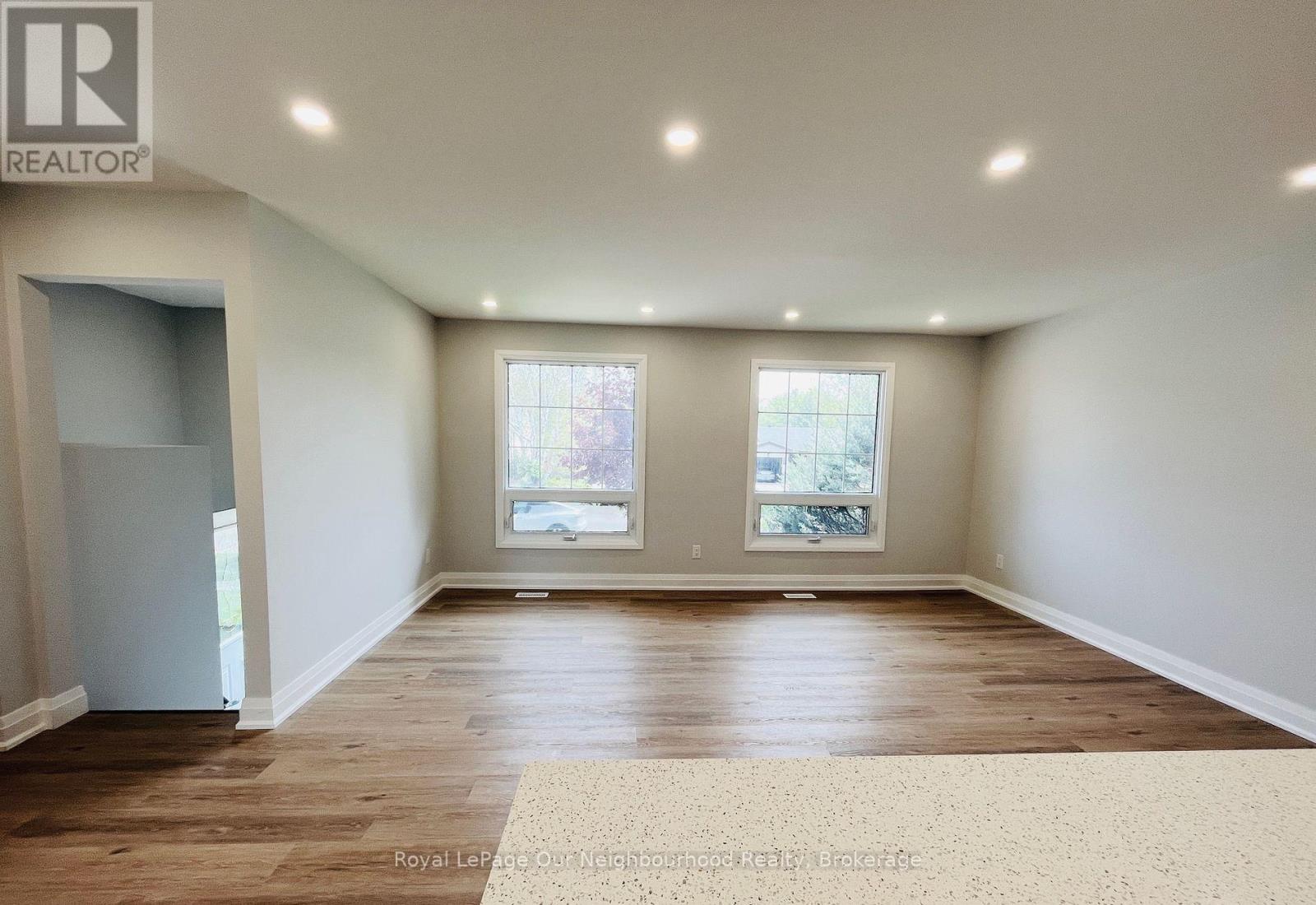Main - 26 Oren Boulevard, Barrie (Sunnidale), Ontario  L4N 4M1 - Photo 12 - S13411452