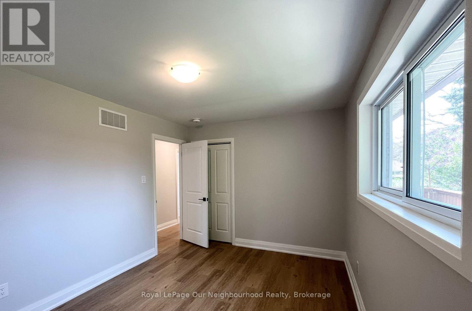 Main - 26 Oren Boulevard, Barrie (Sunnidale), Ontario  L4N 4M1 - Photo 5 - S13411452