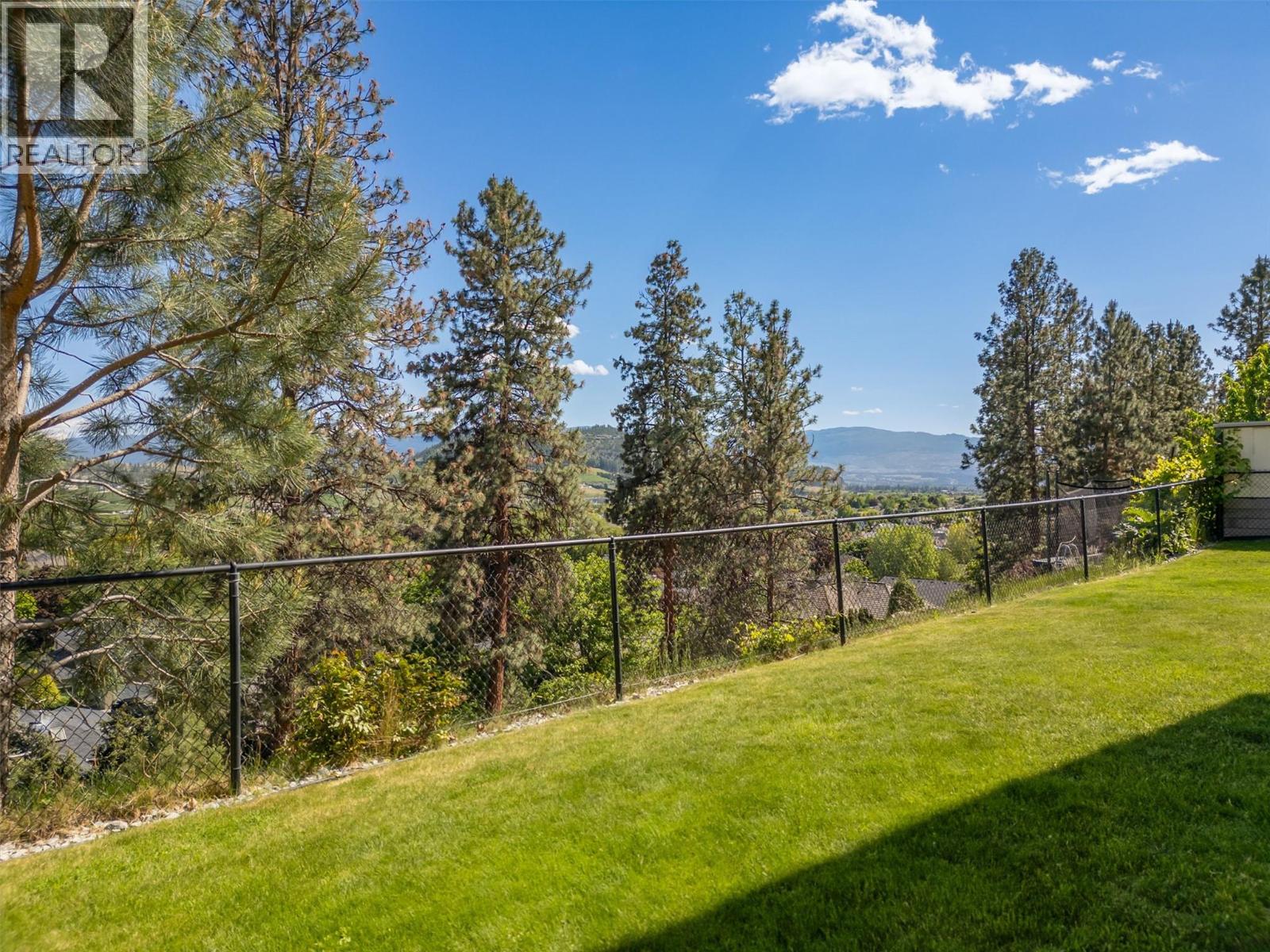 165 Terrace Hill Place, Kelowna, British Columbia  V1V 2T2 - Photo 45 - 10379999