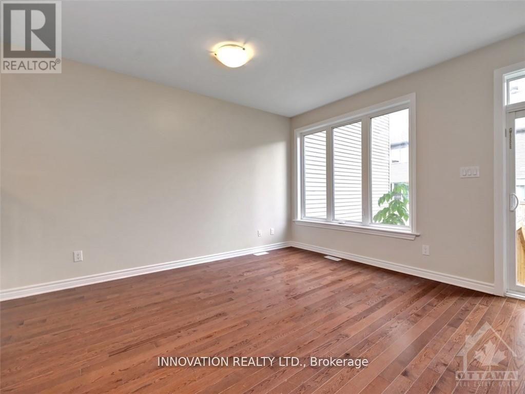 502 Muscari Street, Ottawa, Ontario  K1T 0S3 - Photo 6 - X13411436
