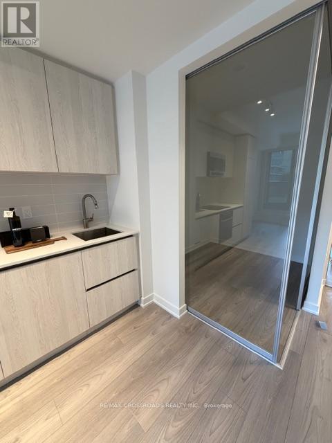 221 - 110 Broadway Avenue, Toronto, Ontario  M4P 1V7 - Photo 11 - C13411418
