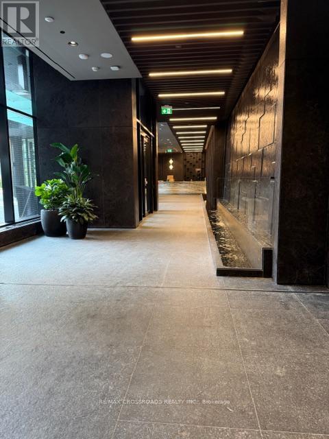 221 - 110 Broadway Avenue, Toronto, Ontario  M4P 1V7 - Photo 3 - C13411418