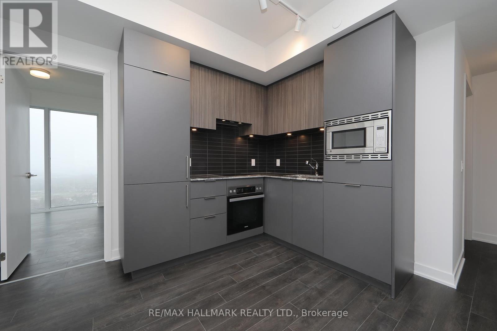 2808 - 50 O'neill Road, Toronto, Ontario  M3C 0R1 - Photo 8 - C13411438
