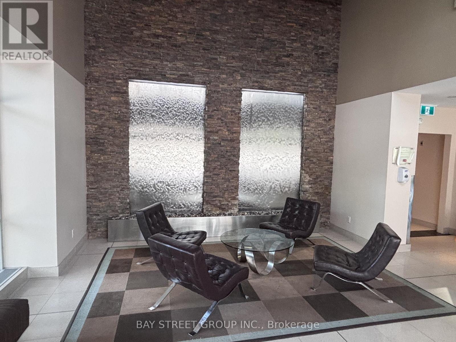 2210 - 35 Mariner Terrace, Toronto, Ontario  M5V 3V9 - Photo 11 - C13411440