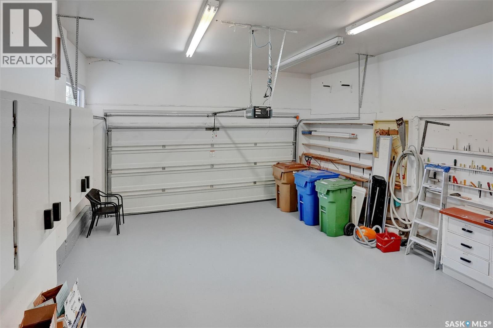 3320 Buckingham Drive E, Regina, Saskatchewan  S4V 2S8 - Photo 40 - SK038504
