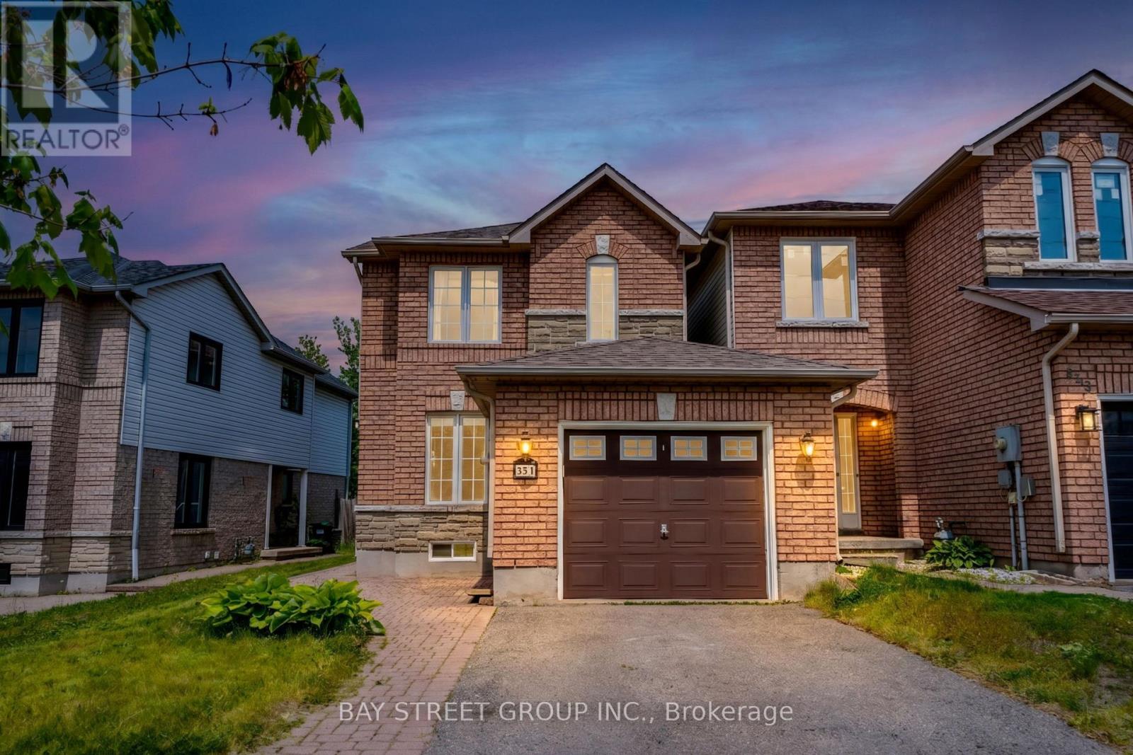 351 Ferndale Drive S, Barrie, Ontario  L4N 9Y6 - Photo 2 - S13411404
